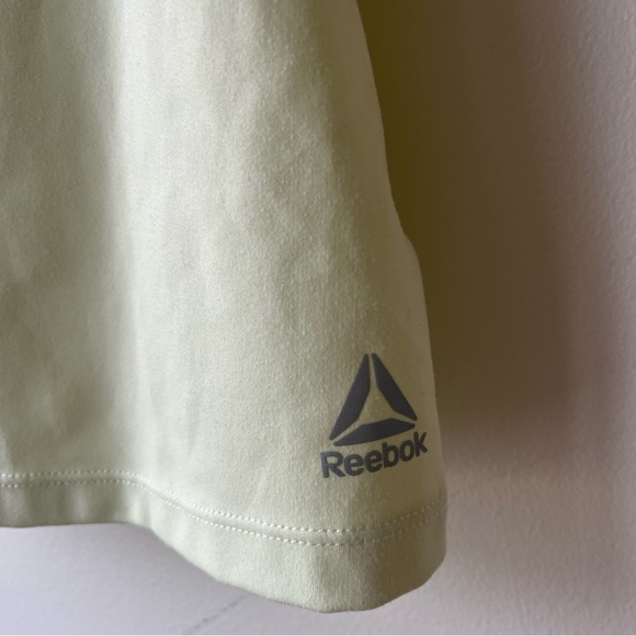 Reebok green Tank Top built in sports bra workout gym exercise women’s medium - Picture 2 of 10